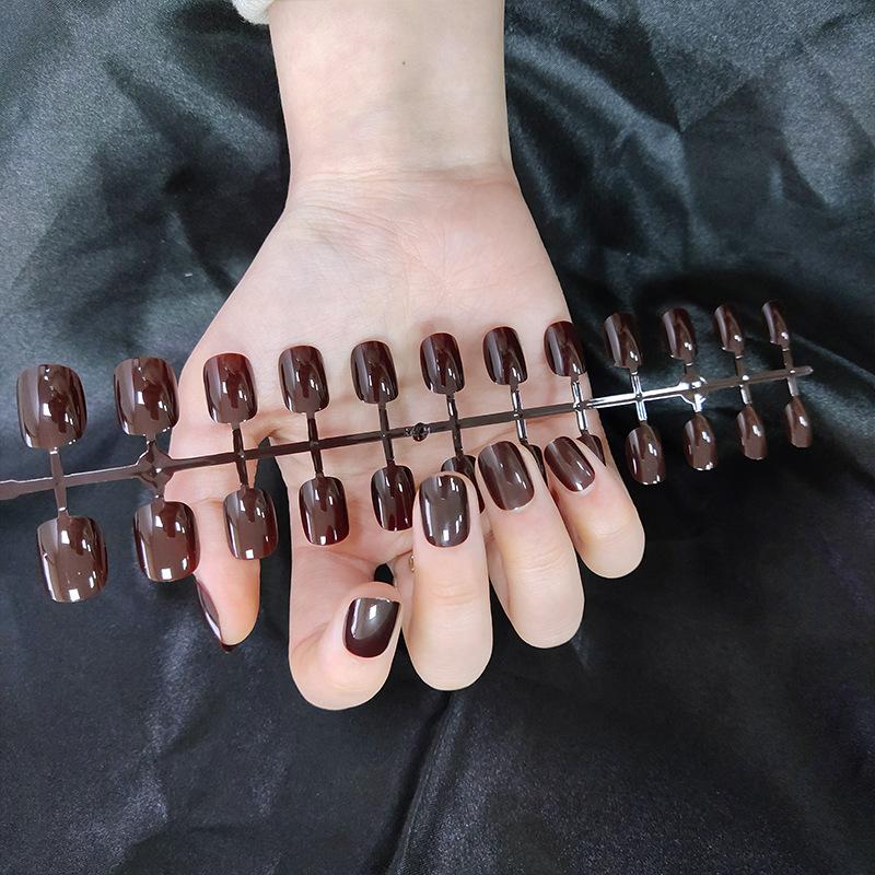 Накладні нігті, короткі круглі, без клею, 24 шт
Накладні нігті, короткі круглі, без клею, 24 шт