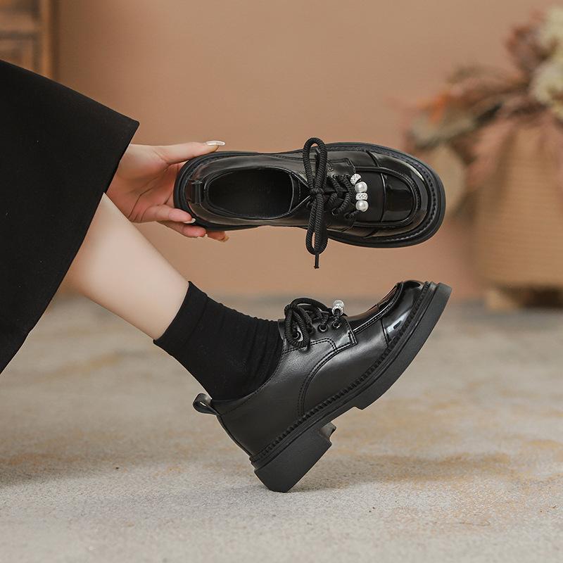 Thick-soled thick heel inner height increase 7CM lace-up small leather shoes New versatile pearl single shoes small size 3233 39
Thick-soled thick heel inner height increase 7CM lace-up small leather shoes New versatile pearl single shoes small size 3233 39