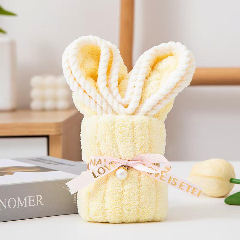 Little Rabbit Coral Fleece Baby Towel: Cute Souvenir & Birthday Gift 25*50 with Pearl
Little Rabbit Coral Fleece Baby Towel: Cute Souvenir & Birthday Gift 25*50 with Pearl