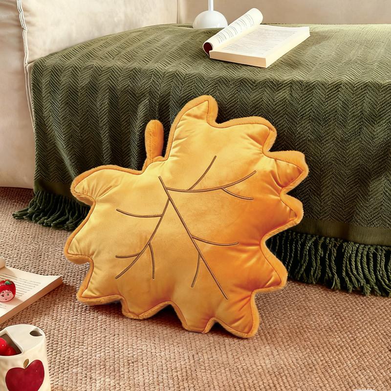 45cm Maple Leaf Throw Pillow Brown Green Leaves Artificial Plants Plushies Toys Sofa Bed Lumbar Cushion Suitable for Home Decor
45cm Maple Leaf Throw Pillow Brown Green Leaves Artificial Plants Plushies Toys Sofa Bed Lumbar Cushion Suitable for Home Decor
