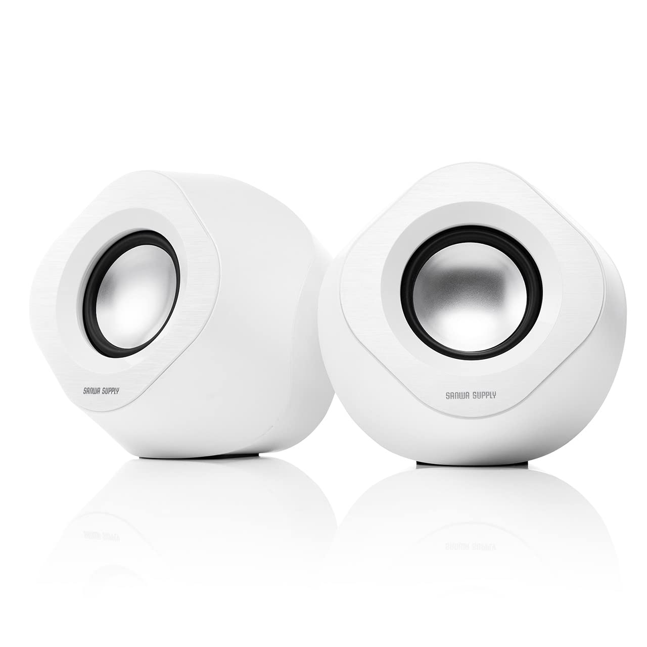 Sanwa Direct PC Speaker 3WAY Connection Equipped with Passive Radiator Equipped with 10W LED Controller Included White (Bluetooth / 3.5mm / USB) білий
Sanwa Direct PC Speaker 3WAY Connection Equipped with Passive Radiator Equipped with 10W LED Controller Included White (Bluetooth / 3.5mm / USB) білий