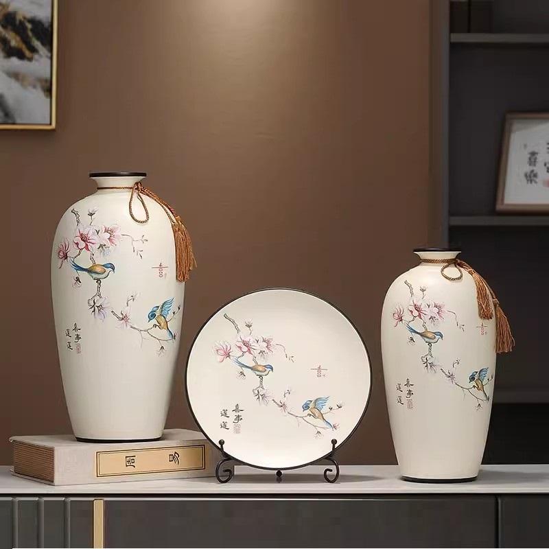 Столик в прихожей, керамическая тонкая ваза, цветочная композиция в гостиной, высококачественная тумба под телевизор, искусственные цветы
Столик в прихожей, керамическая тонкая ваза, цветочная композиция в гостиной, высококачественная тумба под телевизор, искусственные цветы