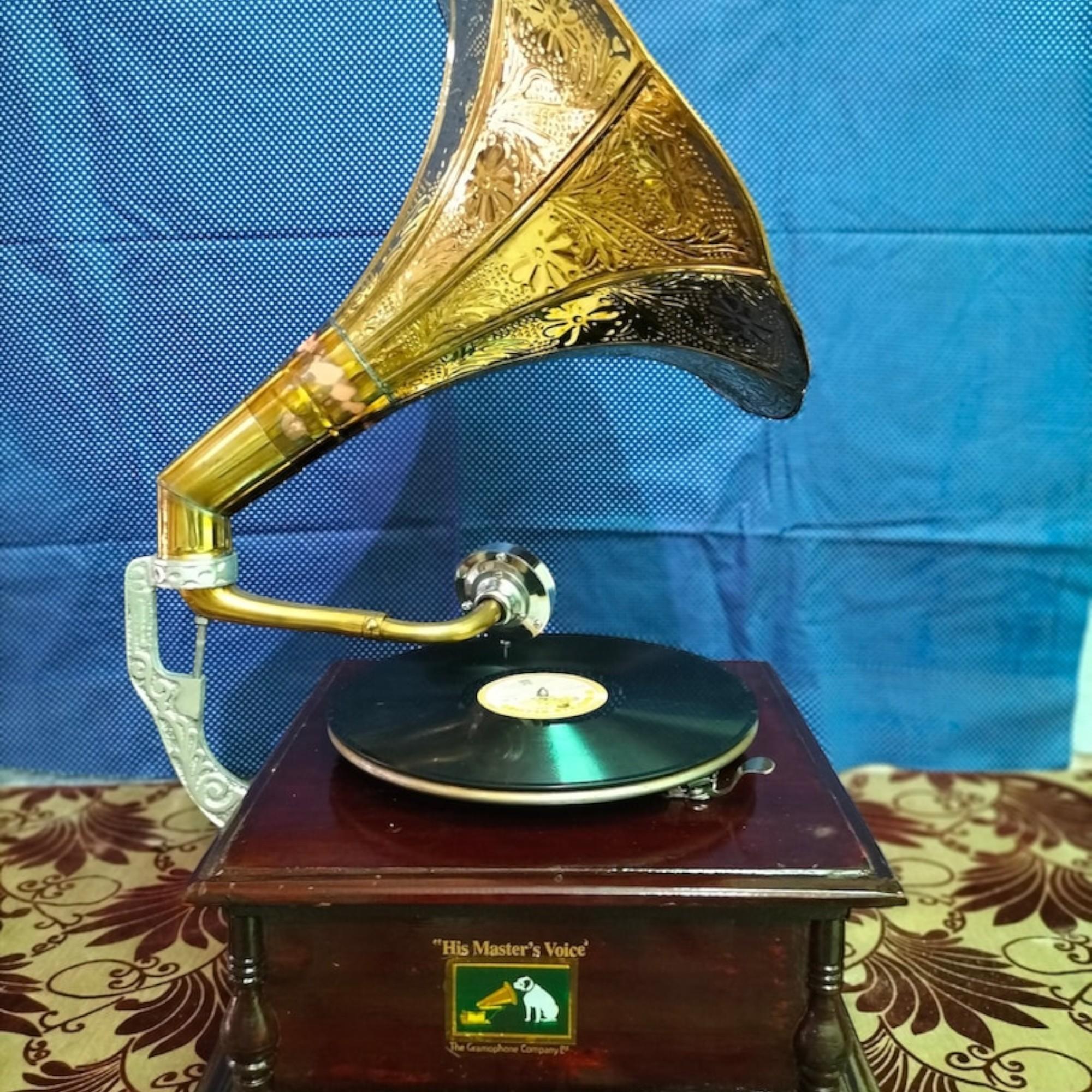 HMV Антикварный граммофон: Полностью функциональный рабочий фонограф - заводной проигрыватель пластинок - коллекционный домашний декор граммофон лучший подарок ему или ей
HMV Антикварный граммофон: Полностью функциональный рабочий фонограф - заводной проигрыватель пластинок - коллекционный домашний декор граммофон лучший подарок ему или ей