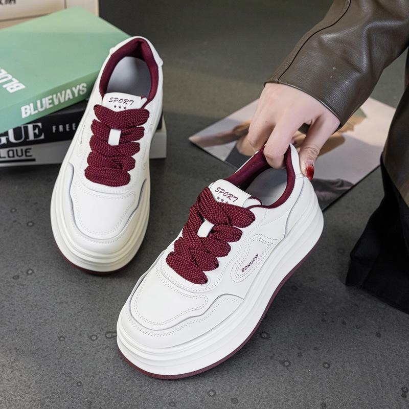 Board shoes women 2026 spring new sports and leisure shoes with increased height inside board shoes 34
Board shoes women 2026 spring new sports and leisure shoes with increased height inside board shoes 34
