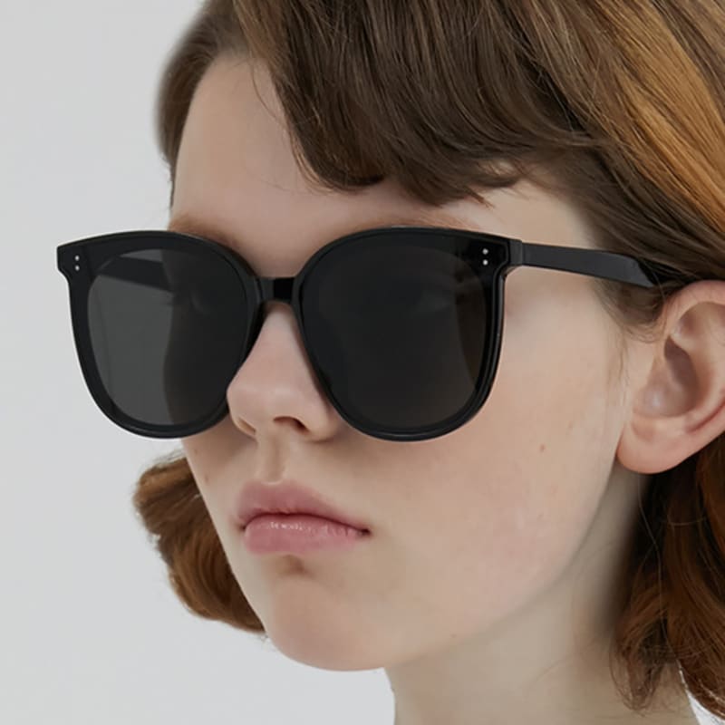 One Brilliant Luna-OB219-Black FREE
One Brilliant Luna-OB219-Black FREE