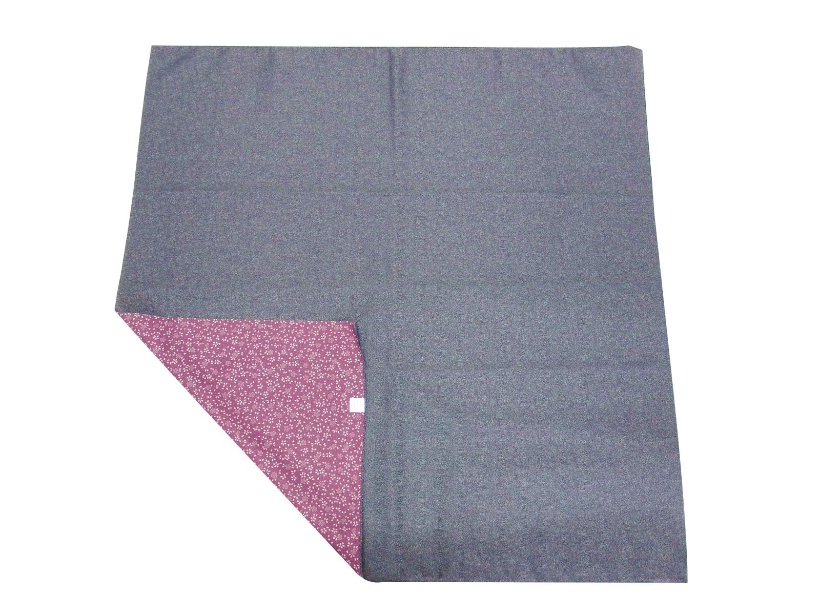 Musumi Furoshiki Furoshiki 70cm Reversible Shark Made in Japan Double-sided Tetsu/Rose 10169-203
Musumi Furoshiki Furoshiki 70cm Reversible Shark Made in Japan Double-sided Tetsu/Rose 10169-203