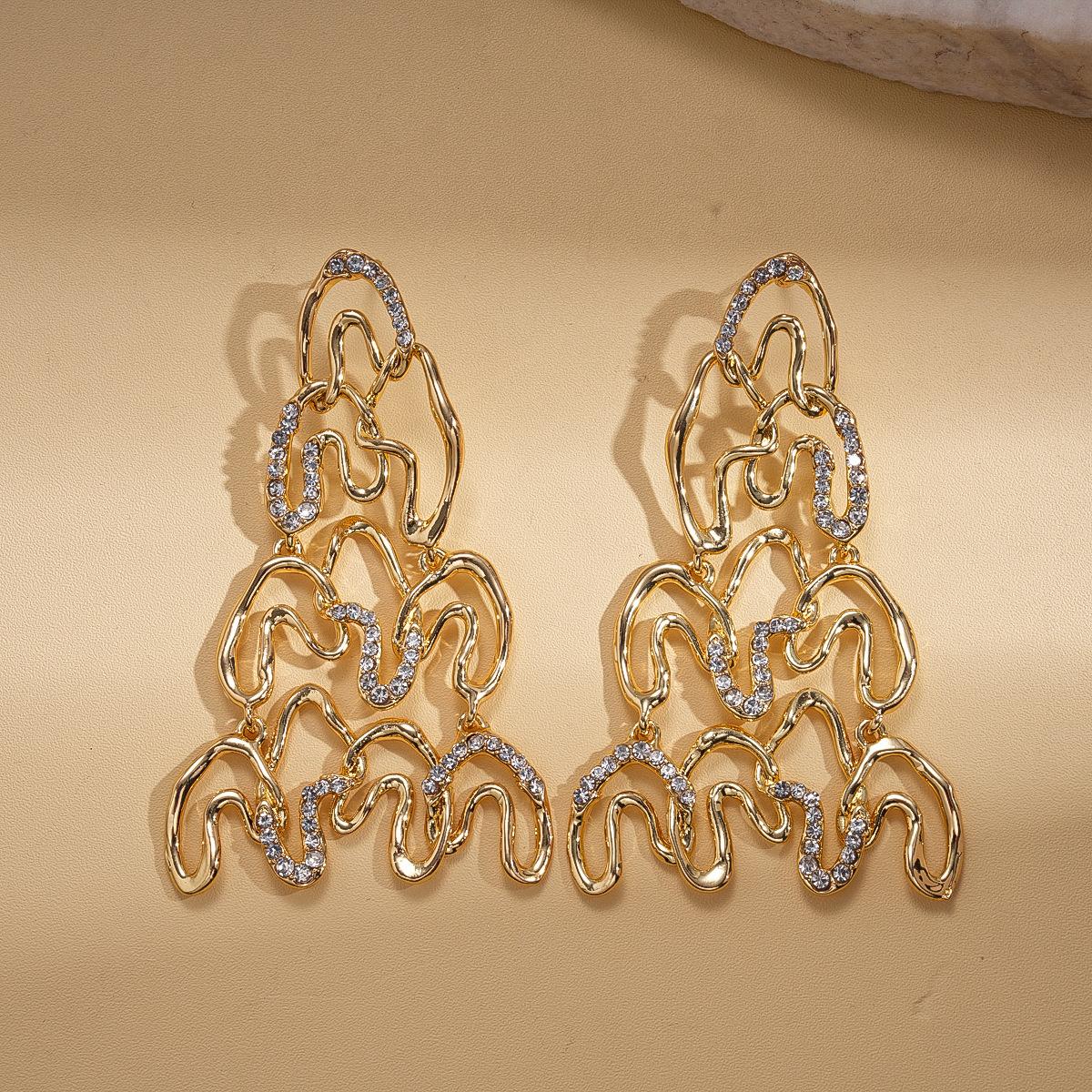 DIGADAGU Alloy Twisted Irregular Geometric Dangle Earrings New Exaggerated Minimalist Earrings Women Party Zircon Accessories золотистий
DIGADAGU Alloy Twisted Irregular Geometric Dangle Earrings New Exaggerated Minimalist Earrings Women Party Zircon Accessories золотистий