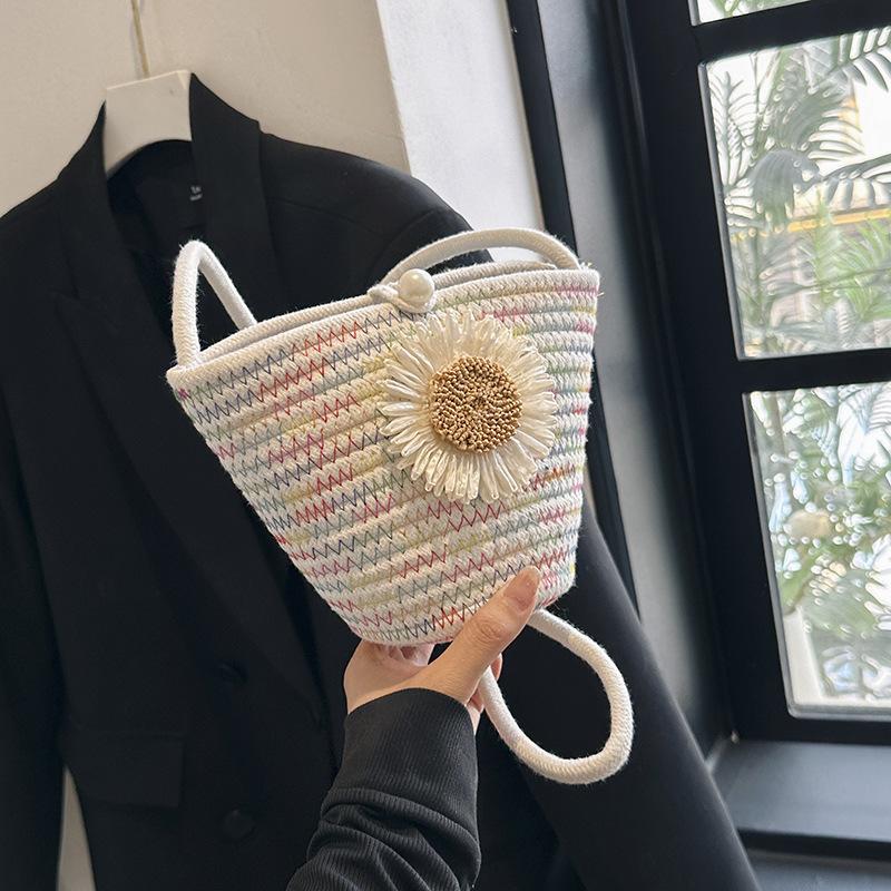 Summer new flower woven bag beach vacation shoulder crossbody small fresh women s bag cotton and linen sunflower mobile phone bag разноцветный
Summer new flower woven bag beach vacation shoulder crossbody small fresh women s bag cotton and linen sunflower mobile phone bag разноцветный
