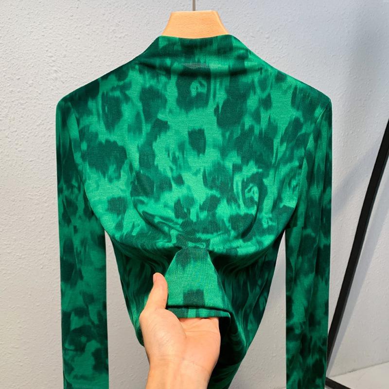 Half turtleneck bottoming shirt women s new retro green printed long-sleeved t-shirt temperament with waist top L зелёный
Half turtleneck bottoming shirt women s new retro green printed long-sleeved t-shirt temperament with waist top L зелёный