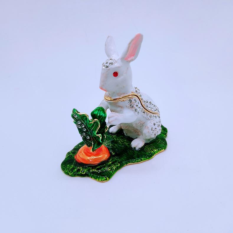 Подарки в виде кролика из редиса Ювелирные изделия в виде кролика из редиса Хранение ювелирных изделий белый
Подарки в виде кролика из редиса Ювелирные изделия в виде кролика из редиса Хранение ювелирных изделий белый