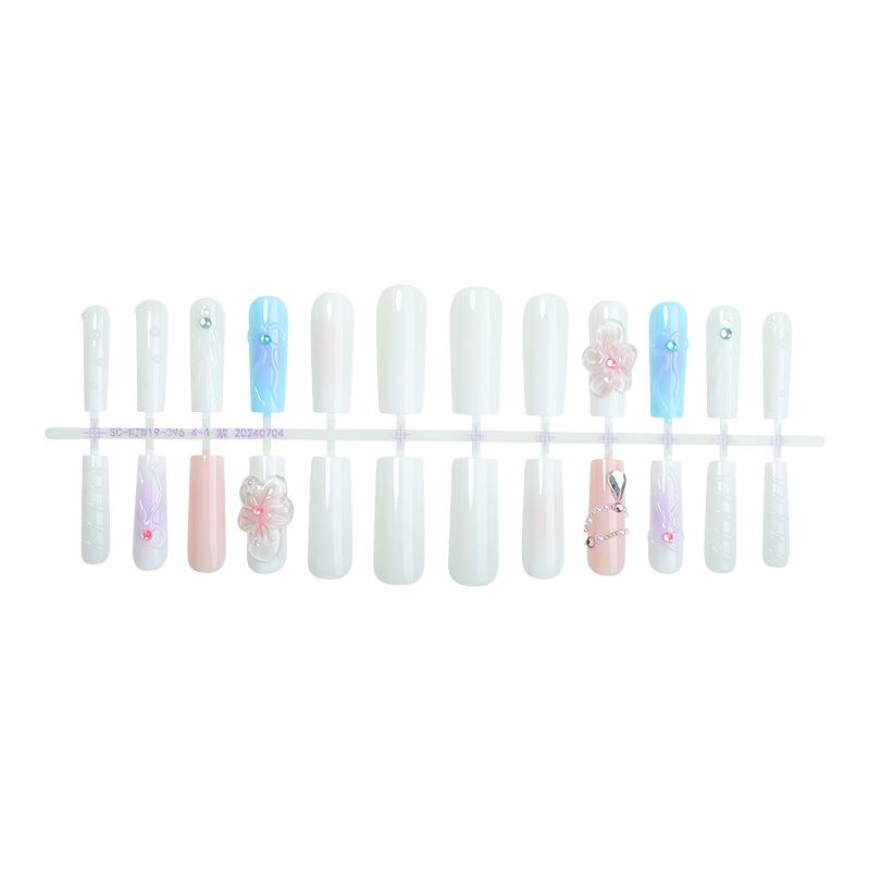 2024 Съемные высококачественные накладные ногти в стиле «щипок-цветок» с удлиненным дизайном «водяная трубка».
2024 Съемные высококачественные накладные ногти в стиле «щипок-цветок» с удлиненным дизайном «водяная трубка».