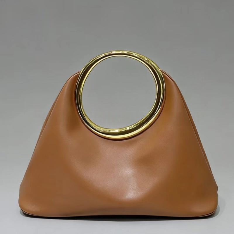 Luxury Designer French Style Elegant Handbag Women Metal Ring Cloud Bag Top-handle Handbag High Texture Soft Leather Tote Bag
Luxury Designer French Style Elegant Handbag Women Metal Ring Cloud Bag Top-handle Handbag High Texture Soft Leather Tote Bag