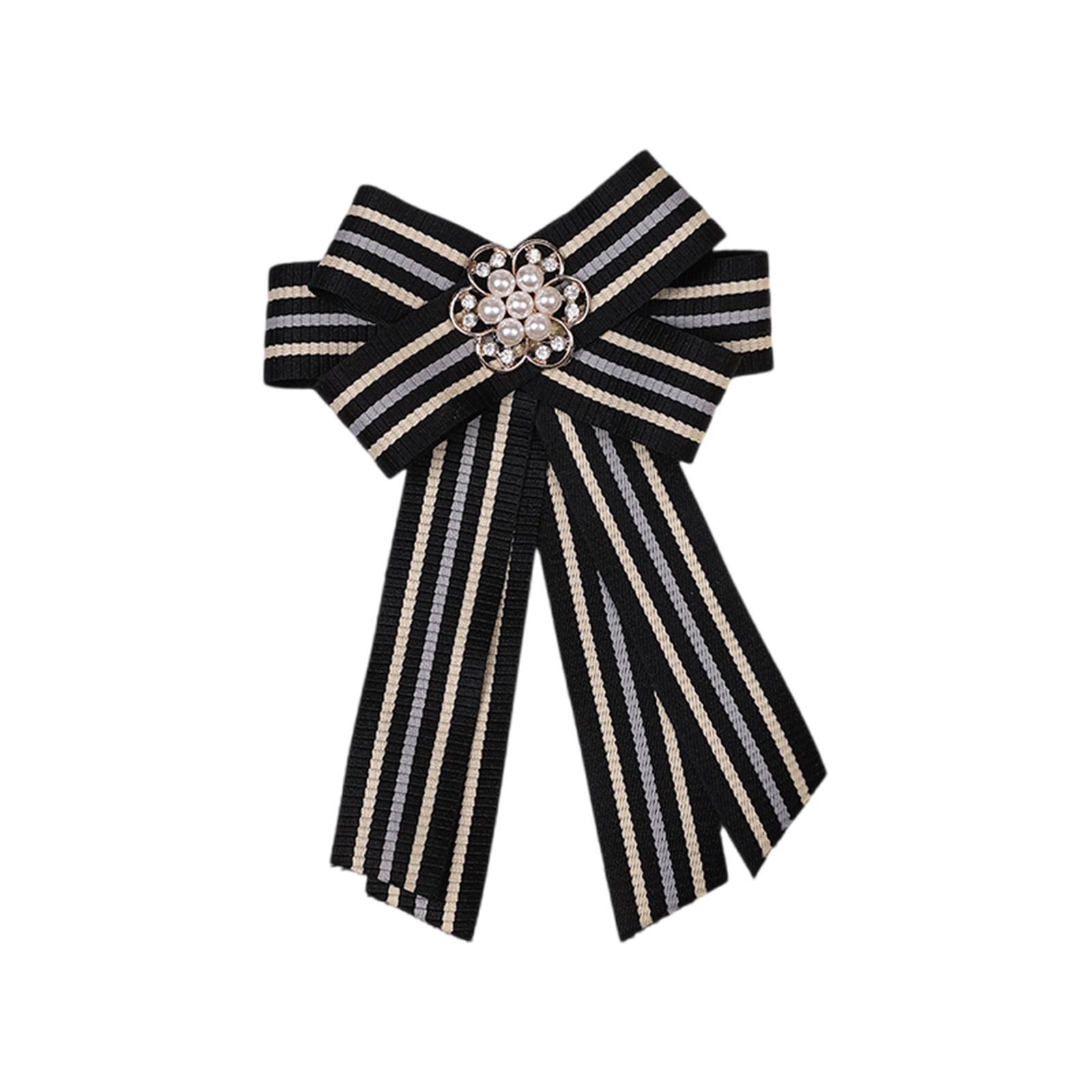 Fashionable Bowknot Enamel Lapel Pin with Dripping Oil Designs Contrast Accessory for Party Supplies Costumes чёрный
Fashionable Bowknot Enamel Lapel Pin with Dripping Oil Designs Contrast Accessory for Party Supplies Costumes чёрный