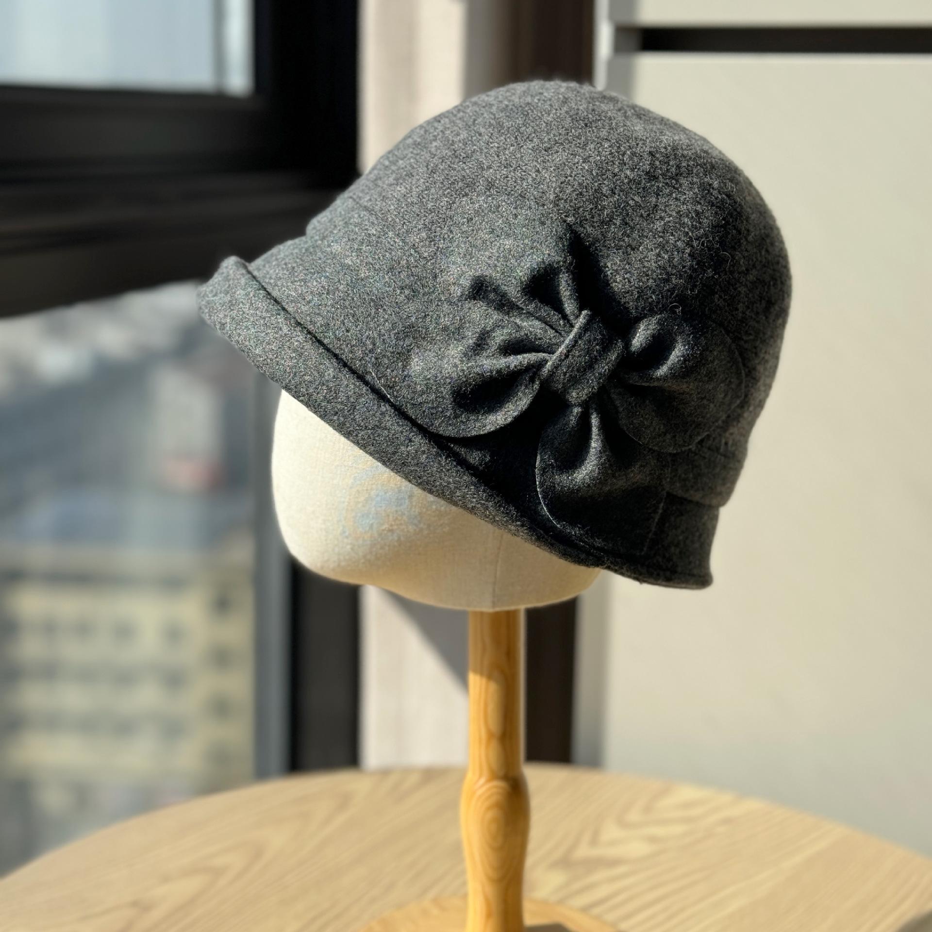 New knitted fisherman hat for women, autumn and winter fashion, stylish and elegant, high-end feel, warm, ear-protecting, face-slimming bucket hat Adult54-60Adjustable сірий колір
New knitted fisherman hat for women, autumn and winter fashion, stylish and elegant, high-end feel, warm, ear-protecting, face-slimming bucket hat Adult54-60Adjustable сірий колір