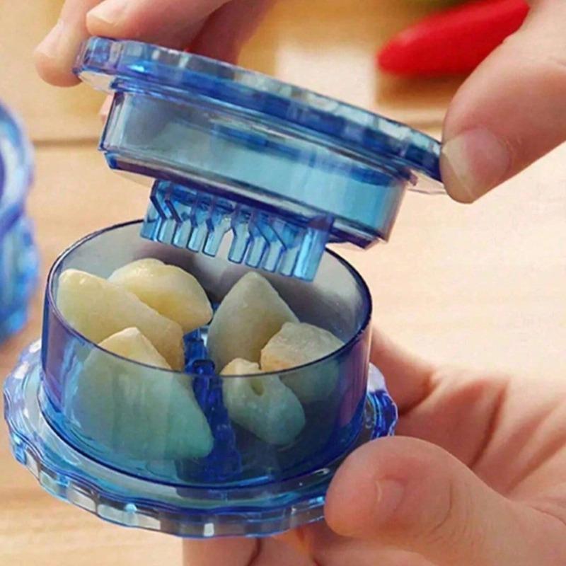 Mini Garlic Press Handheld Garlic Mincer Portable Manual Garlic Masher Ideal Garlic Grinding Box for Effortless Cooking синій
Mini Garlic Press Handheld Garlic Mincer Portable Manual Garlic Masher Ideal Garlic Grinding Box for Effortless Cooking синій