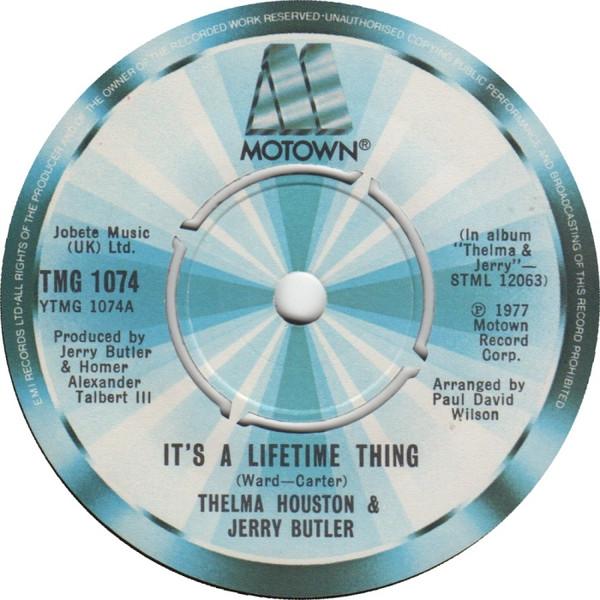 7inch Record THELMA HOUSTON & JERRY BUTLER - It s A Lifetime Thing TMG1074 Motown 1977 UK Soul/Funk Used
7inch Record THELMA HOUSTON & JERRY BUTLER - It s A Lifetime Thing TMG1074 Motown 1977 UK Soul/Funk Used