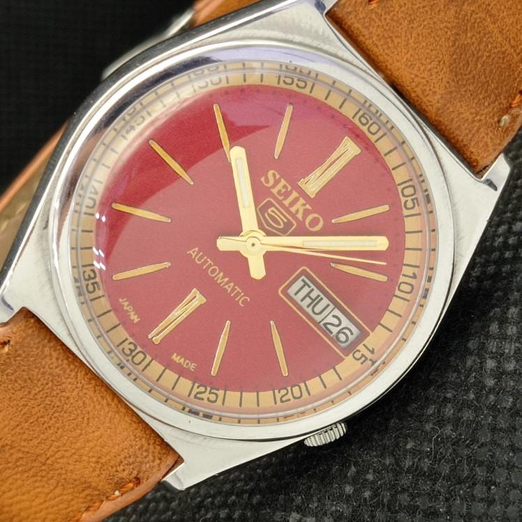 Б/У винтажные мужские часы SEIKO 5 AUTOMATIC 7009A JAPAN MENS DAY/DATE RED 612-a319026-9 SKU612-a319026
Б/У винтажные мужские часы SEIKO 5 AUTOMATIC 7009A JAPAN MENS DAY/DATE RED 612-a319026-9 SKU612-a319026