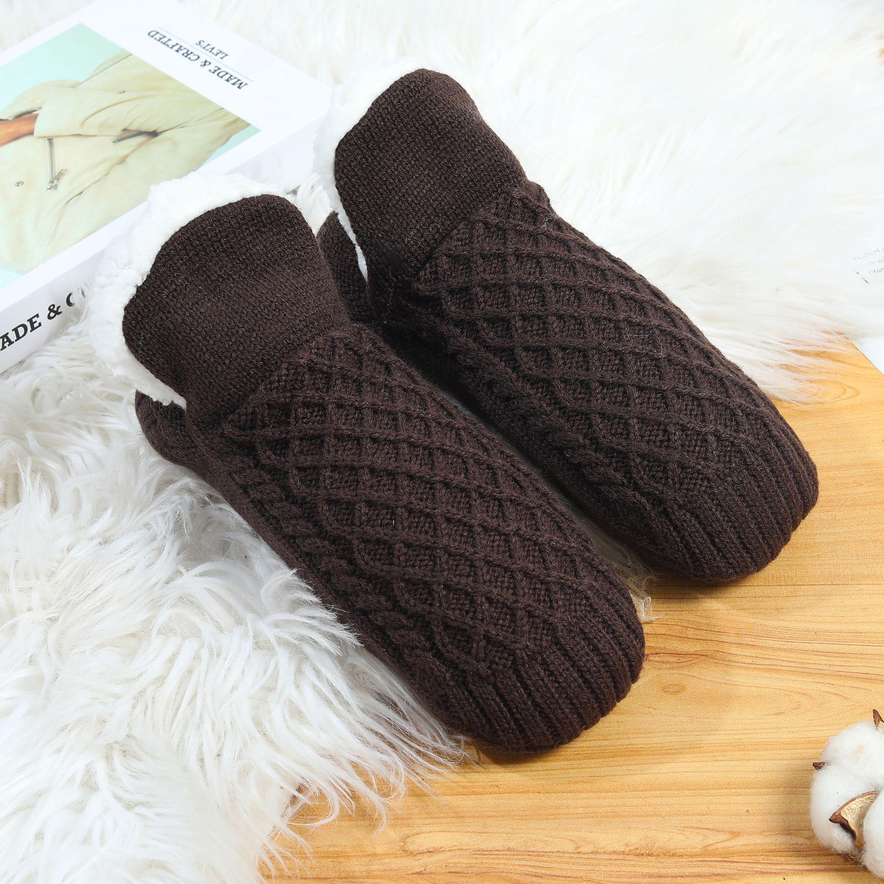 Women s Fleece-Lined Non-Slip Indoor Warm Sock Covers for Autumn and Winter One Size (36-39)
Women s Fleece-Lined Non-Slip Indoor Warm Sock Covers for Autumn and Winter One Size (36-39)