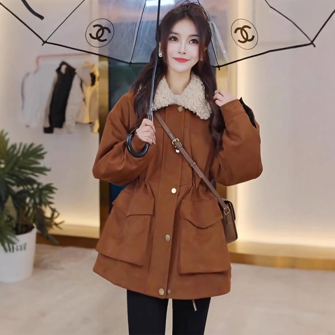2024 Petite Women s Korean Style Patchwork Lambswool Cotton Parka - Casual, Versatile, and Thickened for Autumn/Winter XL
2024 Petite Women s Korean Style Patchwork Lambswool Cotton Parka - Casual, Versatile, and Thickened for Autumn/Winter XL