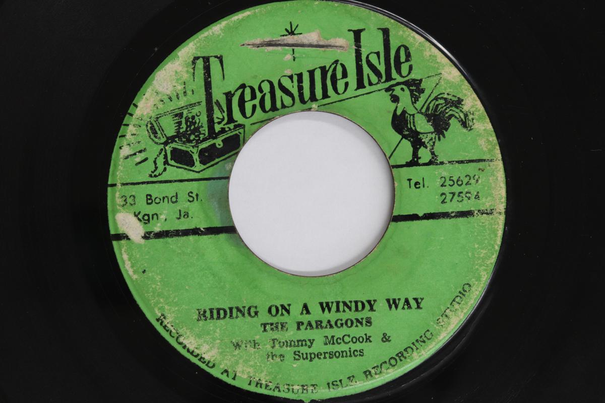 7-дюймовая пластинка PARAGONS TOMMY MCCOOK SUPERSONIC Riding On A Windy Way Mercy Mercy none Treasure Isle 1968 Ямайка Регги Ска Даб Б/у
7-дюймовая пластинка PARAGONS TOMMY MCCOOK SUPERSONIC Riding On A Windy Way Mercy Mercy none Treasure Isle 1968 Ямайка Регги Ска Даб Б/у
