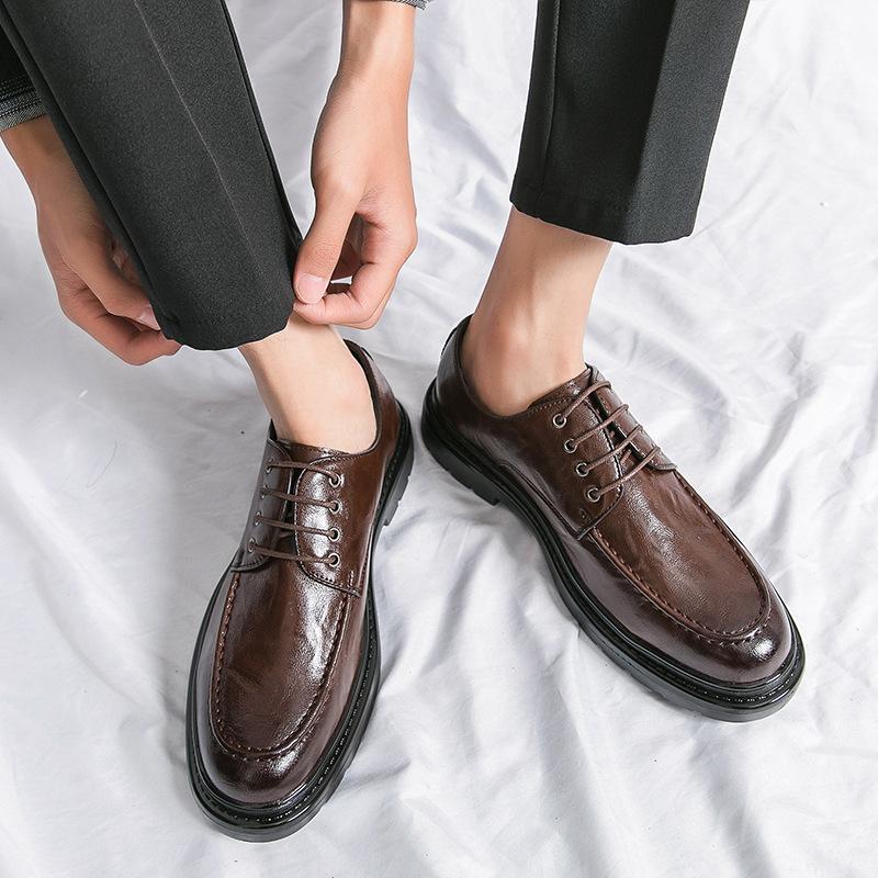 Four Seasons New Men s British Casual Fashion Groom Trend Leather Shoes Business Dress Youth Men s Shoes 38
Four Seasons New Men s British Casual Fashion Groom Trend Leather Shoes Business Dress Youth Men s Shoes 38