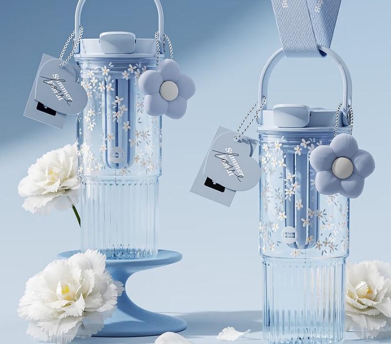 Portable Heat-Resistant Glass Straw Cup
Portable Heat-Resistant Glass Straw Cup