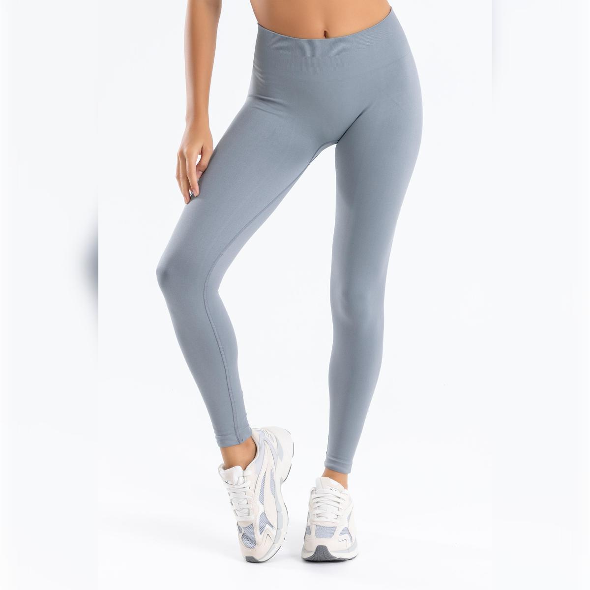 Безшовні спортивні легінси Push Up Recovery XS/S сірий колір
Безшовні спортивні легінси Push Up Recovery XS/S сірий колір