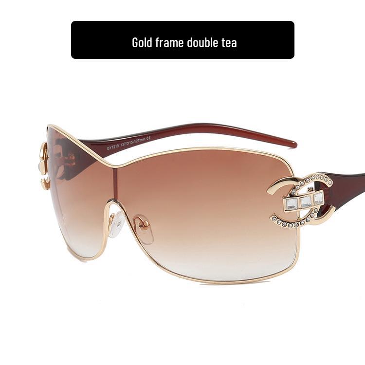 Женские модные солнцезащитные очки без оправы со стразами 2022 года, цельная конструкция с большой оправой As Shown
Женские модные солнцезащитные очки без оправы со стразами 2022 года, цельная конструкция с большой оправой As Shown