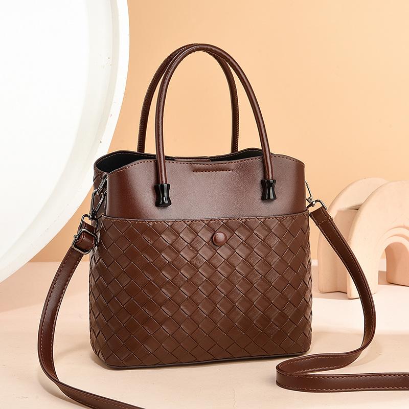 Bag women s bag 2025 new trendy large-capacity handbag pu shoulder messenger bag versatile tote bag bucket bag women
Bag women s bag 2025 new trendy large-capacity handbag pu shoulder messenger bag versatile tote bag bucket bag women