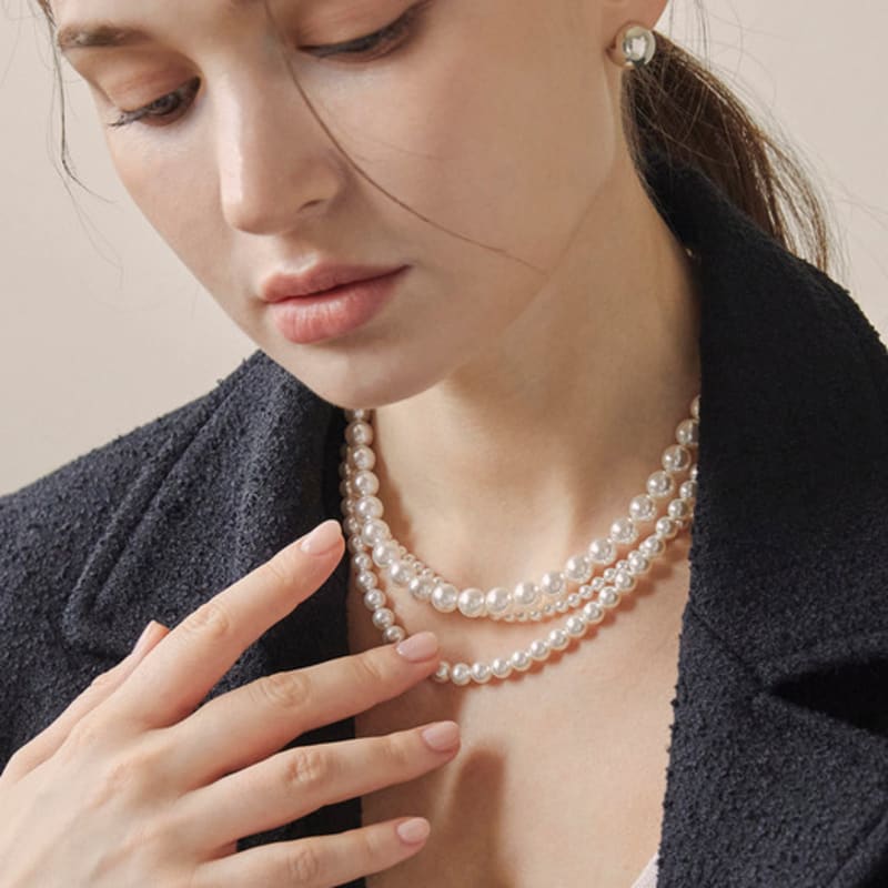 dmoment DM Pearl 925 Silver Necklace (4,6,8mm) Pearl 8mm (total length 39cm)
dmoment DM Pearl 925 Silver Necklace (4,6,8mm) Pearl 8mm (total length 39cm)