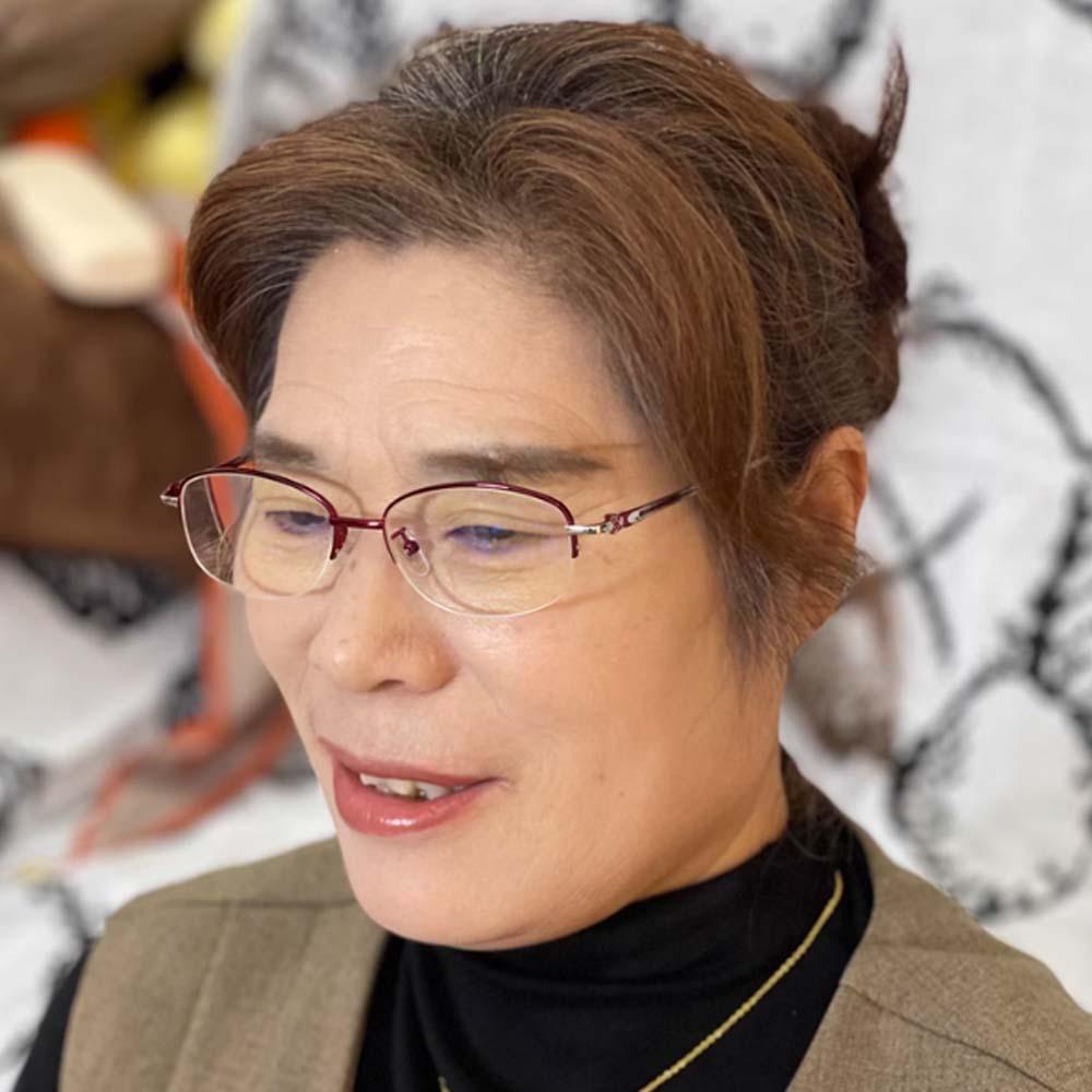 Elastic Elderly Reading Glasses PC Anti Blu-ray Eyewear New Plain Eyewear Watch Movie 100 червоний
Elastic Elderly Reading Glasses PC Anti Blu-ray Eyewear New Plain Eyewear Watch Movie 100 червоний