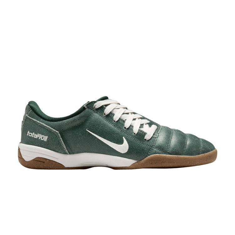 Nike Total 90 3 SP Fir Мужские кроссовки Зеленый Парусник Резина-Средне-коричневый IH2090-300 40
Nike Total 90 3 SP Fir Мужские кроссовки Зеленый Парусник Резина-Средне-коричневый IH2090-300 40