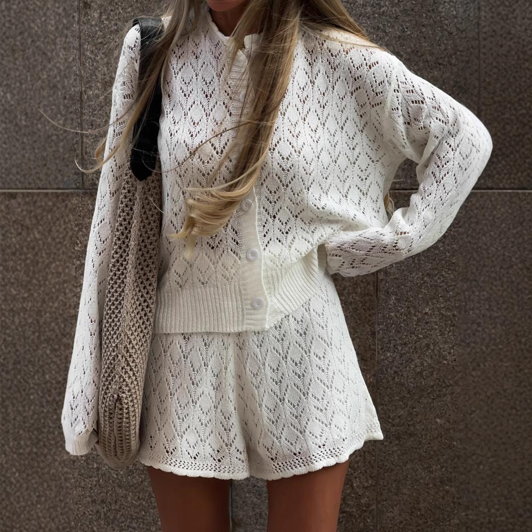 Women s White Lace Knit Cardigan and Shorts Set Sleeveless Cropped Top Two Piece L білий
Women s White Lace Knit Cardigan and Shorts Set Sleeveless Cropped Top Two Piece L білий