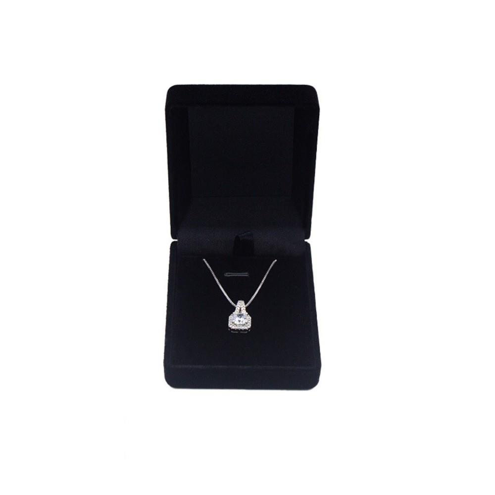 Fashion Velvet Necklace Storage Box Solid Color Portable Jewelry Display Box Multi-functional Square Rings Bearer Box Necklace чёрный
Fashion Velvet Necklace Storage Box Solid Color Portable Jewelry Display Box Multi-functional Square Rings Bearer Box Necklace чёрный