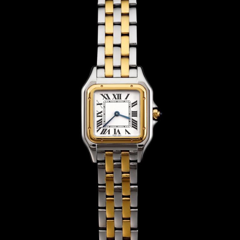 Жіночий кварцовий годинник Cartier Santos: Класичний римський циферблат, ретро-квадратний дизайн, акценти з діамантів, водонепроникний. Medium: Width 27mm x Length 37mm
Жіночий кварцовий годинник Cartier Santos: Класичний римський циферблат, ретро-квадратний дизайн, акценти з діамантів, водонепроникний. Medium: Width 27mm x Length 37mm