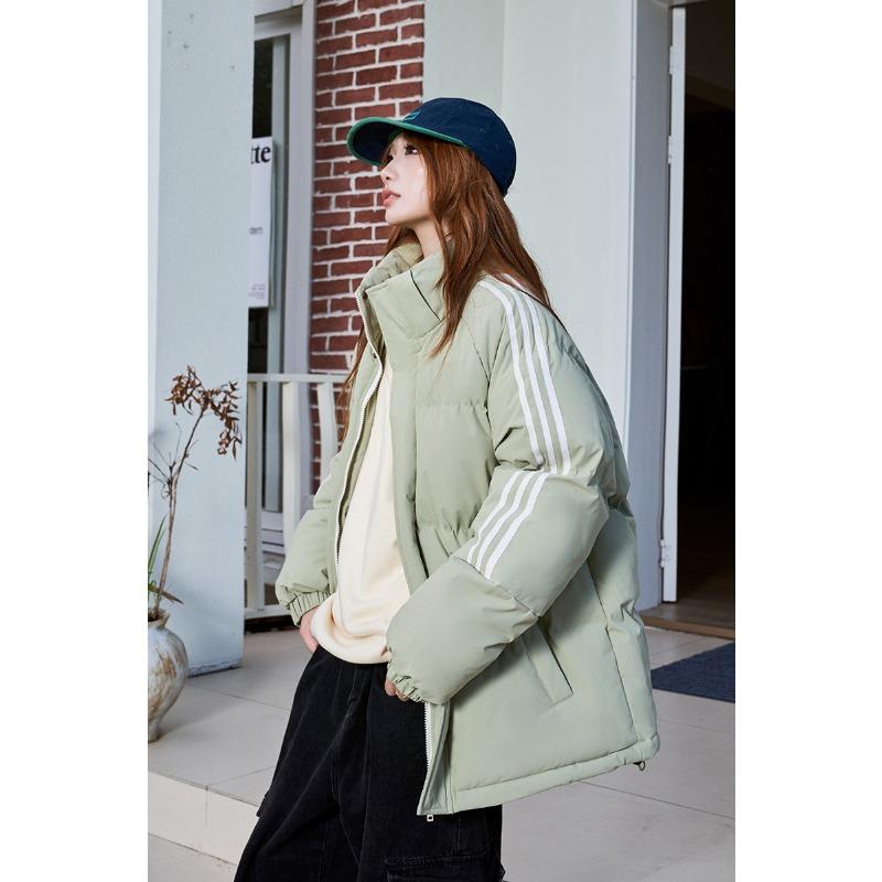 Хлопковое пальто нового стиля для мужчин на осень и зиму, корейская версия, хлопковое пальто с капюшоном для мужчин, универсальное и утепленное 4XL
Хлопковое пальто нового стиля для мужчин на осень и зиму, корейская версия, хлопковое пальто с капюшоном для мужчин, универсальное и утепленное 4XL