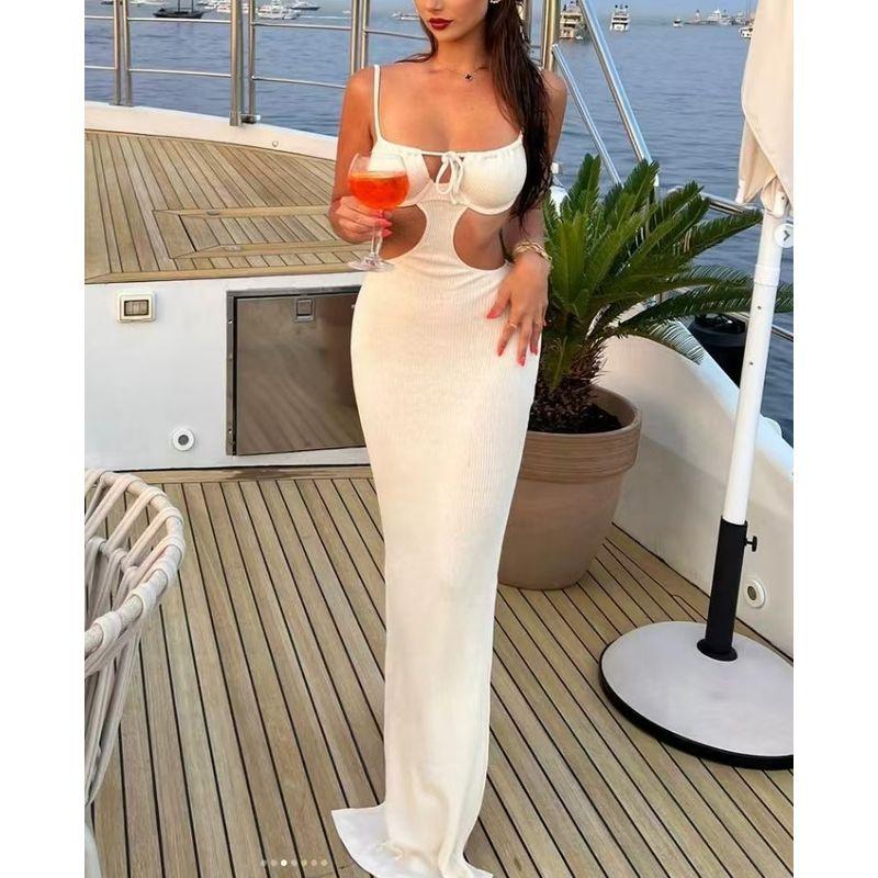 European and American Sexy Hollow-out Midriff Beach Holiday Dress Backless Suspender Sexy Dress White XL
European and American Sexy Hollow-out Midriff Beach Holiday Dress Backless Suspender Sexy Dress White XL