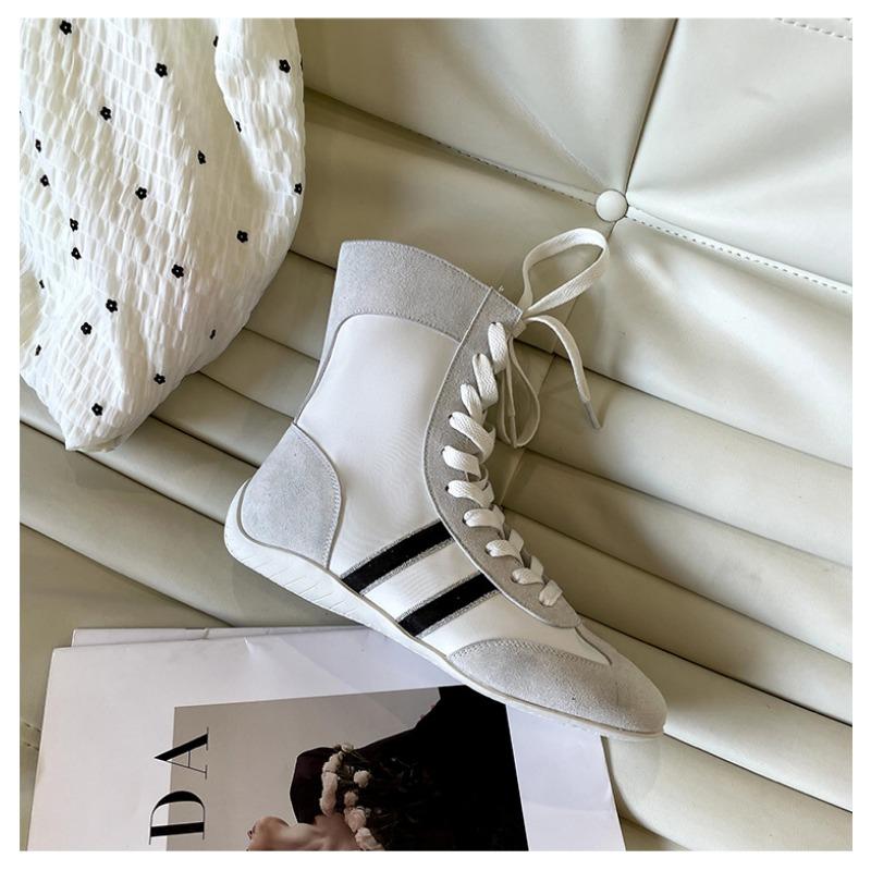 6cm inner height increase boxing shoes women s summer new breathable Martin boots casual sports high top 40 бежевий
6cm inner height increase boxing shoes women s summer new breathable Martin boots casual sports high top 40 бежевий