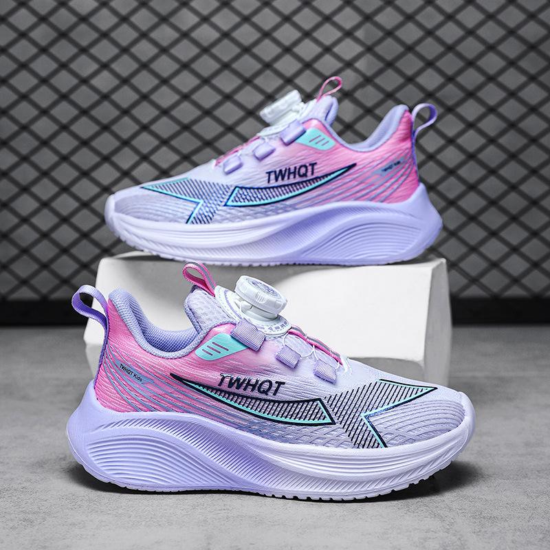 Boys and girls sports running shoes, male and female classmates, spring breathable mesh rotating buckle, fashionable, lightweight and non-slip 29 небо синє кольору
Boys and girls sports running shoes, male and female classmates, spring breathable mesh rotating buckle, fashionable, lightweight and non-slip 29 небо синє кольору