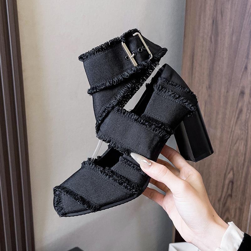 Fashion Vintage Square toe Satin Tassel Mary Janes Women Pumps Fashion Metal Buckle Ankle Strap Thick High heels Comfort Ballet Shoes 40 чёрный
Fashion Vintage Square toe Satin Tassel Mary Janes Women Pumps Fashion Metal Buckle Ankle Strap Thick High heels Comfort Ballet Shoes 40 чёрный