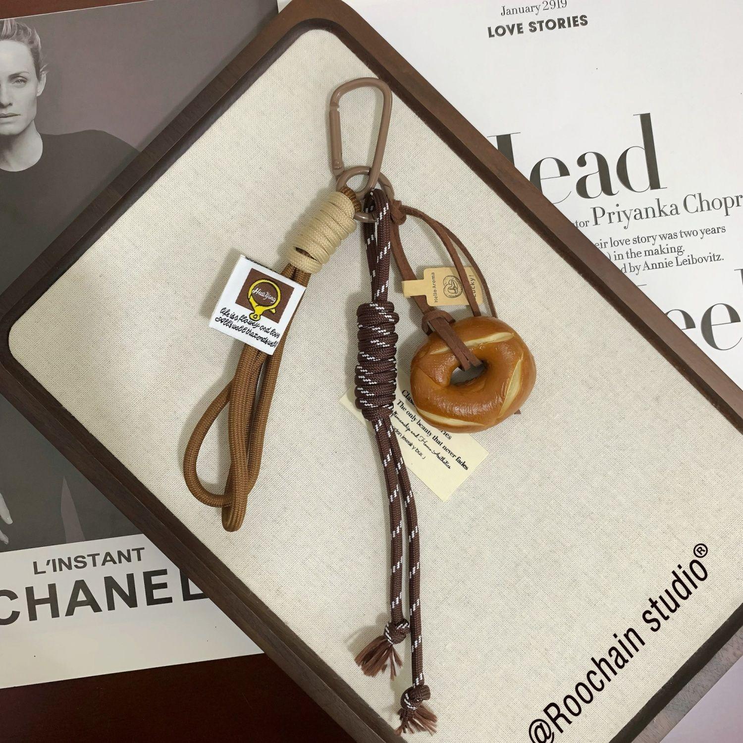 Bag Charms Keychain Brown Cute Alkaline Bread Korean Style Pendant Key Chain Chocolate Mountain Climbing Rope Decorative чорний
Bag Charms Keychain Brown Cute Alkaline Bread Korean Style Pendant Key Chain Chocolate Mountain Climbing Rope Decorative чорний