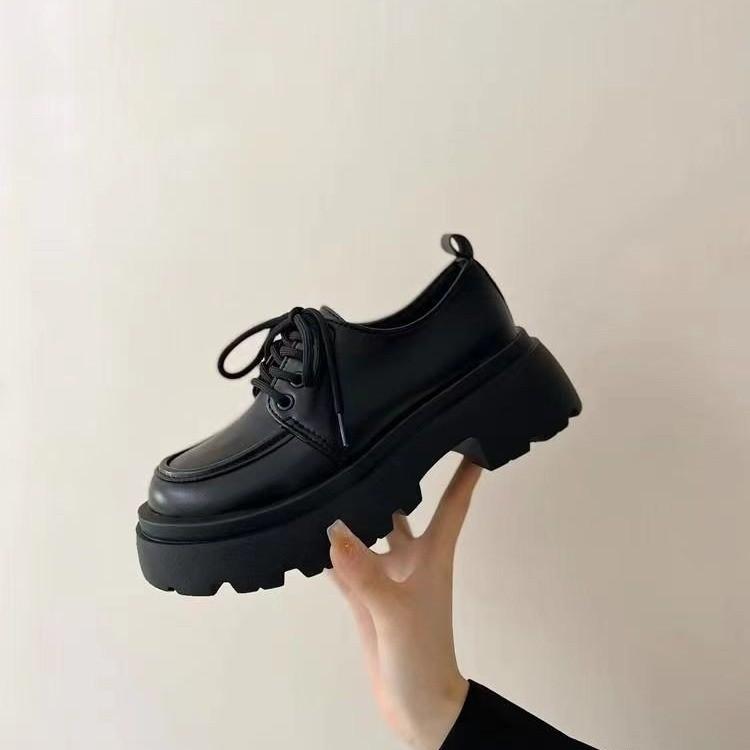 Platform small leather shoes 2025 new spring and autumn retro style jk shoes black versatile with skirt loafers 40
Platform small leather shoes 2025 new spring and autumn retro style jk shoes black versatile with skirt loafers 40