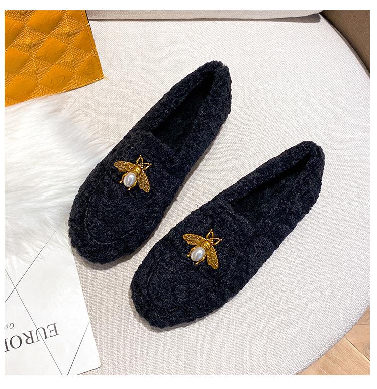 Мода 2025 Белые шерстяные лоферы Женские плюшевые меховые балетки Брендовая хлопковая обувь Женские зимние теплые мокасины из овечьей шерсти Женские овечьи пушистые ботинки 4.5 чёрный