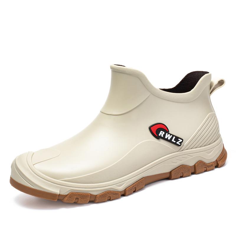 Новые мужские дождевые ботинки короткие уличные локомотивные водонепроницаемые ботинки на платформе резиновые легкие бахилы 44
Новые мужские дождевые ботинки короткие уличные локомотивные водонепроницаемые ботинки на платформе резиновые легкие бахилы 44