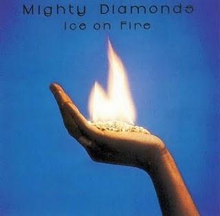 LP Record MIGHTY DIAMONDS - Ice On Fire FL11 Virgin 2000 UK Reggae, Ska & Dub Used
LP Record MIGHTY DIAMONDS - Ice On Fire FL11 Virgin 2000 UK Reggae, Ska & Dub Used