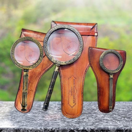 Набір з 3 латунних луп Henry London у морському стилі зі шкіряним футляром, подарунок на весілля, День подяки, китайський Новий рік, Різдво
Набір з 3 латунних луп Henry London у морському стилі зі шкіряним футляром, подарунок на весілля, День подяки, китайський Новий рік, Різдво