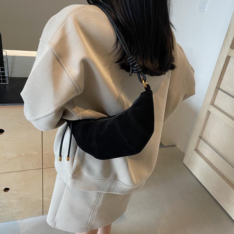 Retro matte material High Quality Women Shoulder Bag Solid Color Simple Fashionable Crossbody bags Soft Western Style Handbags чёрный
Retro matte material High Quality Women Shoulder Bag Solid Color Simple Fashionable Crossbody bags Soft Western Style Handbags чёрный