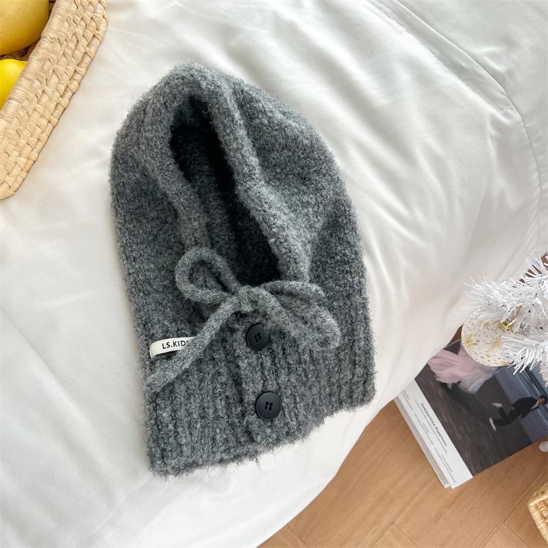 Winter Children s Korean Fashion Hat & Scarf with Button Side Label for Cold Weather Protection 48-52 cm світло-сірий колір
Winter Children s Korean Fashion Hat & Scarf with Button Side Label for Cold Weather Protection 48-52 cm світло-сірий колір