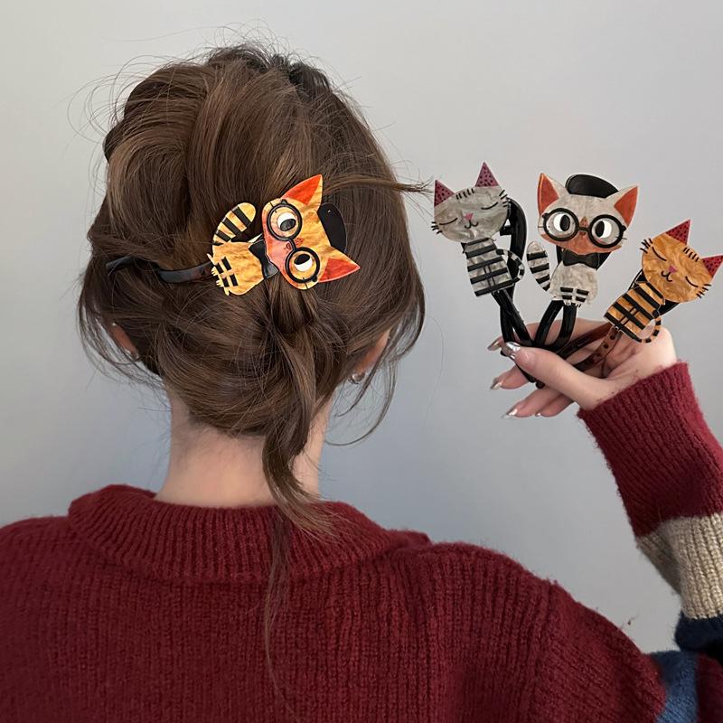 Funny Cute Kitten Hairpin Acrylic Twist Clip Fashionable Girl Ponytail Back of The Head Hair Clip
Funny Cute Kitten Hairpin Acrylic Twist Clip Fashionable Girl Ponytail Back of The Head Hair Clip