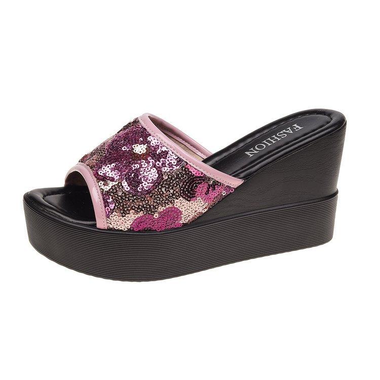 Летние маффины толстоподошвенные сетчатые с пайетками крутые тапочки женские с открытым носком супервысокие на танкетке с кружевом 36 фиолетовый
Летние маффины толстоподошвенные сетчатые с пайетками крутые тапочки женские с открытым носком супервысокие на танкетке с кружевом 36 фиолетовый